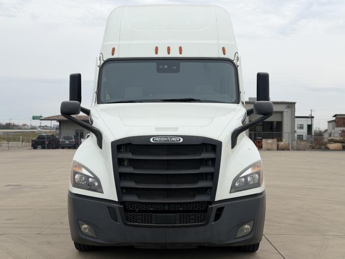 2021 Freightliner Cascadia-2