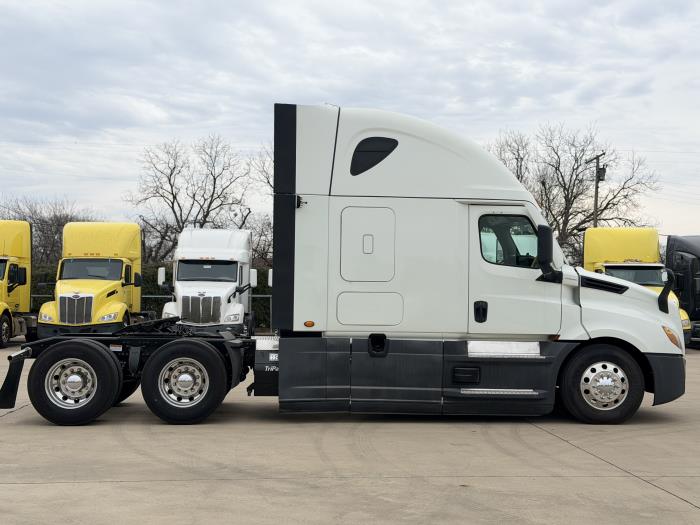 2021 Freightliner Cascadia-4