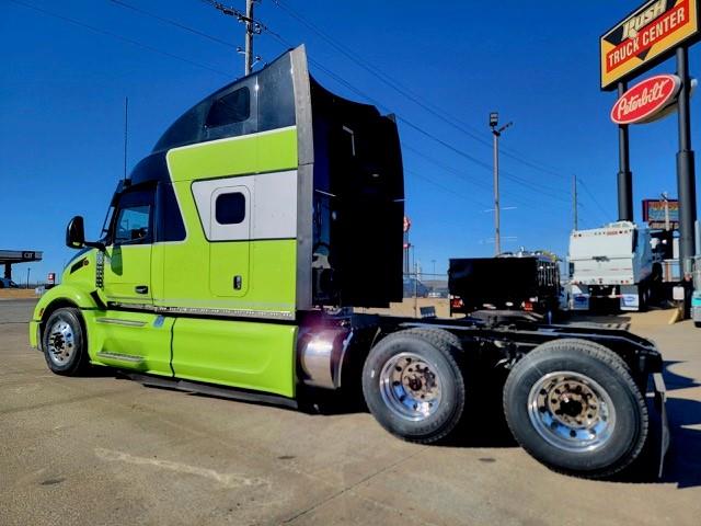 2022 Peterbilt 579-8