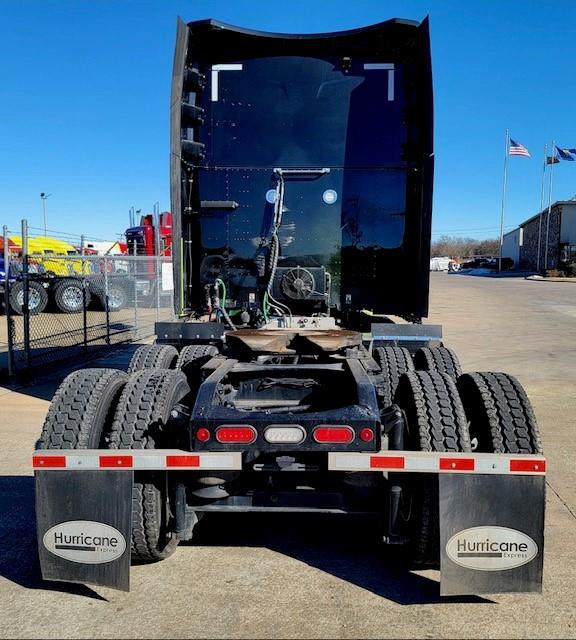 2022 Peterbilt 579-10
