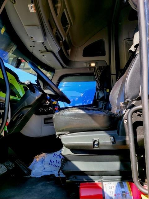 2022 Peterbilt 579-14