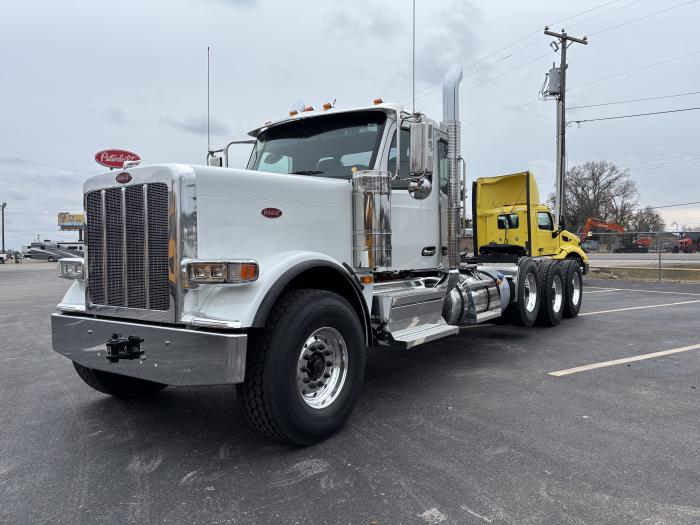 2027 Peterbilt 589-1