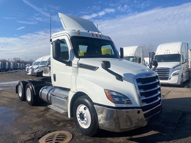 2020 Freightliner Cascadia-9