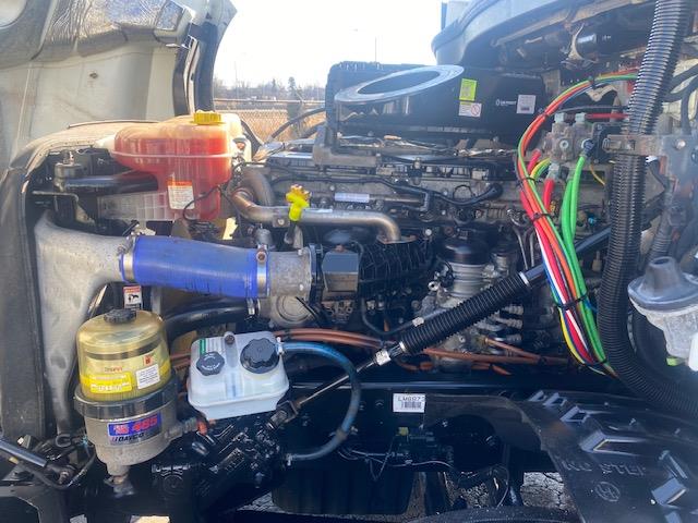 2020 Freightliner Cascadia-10