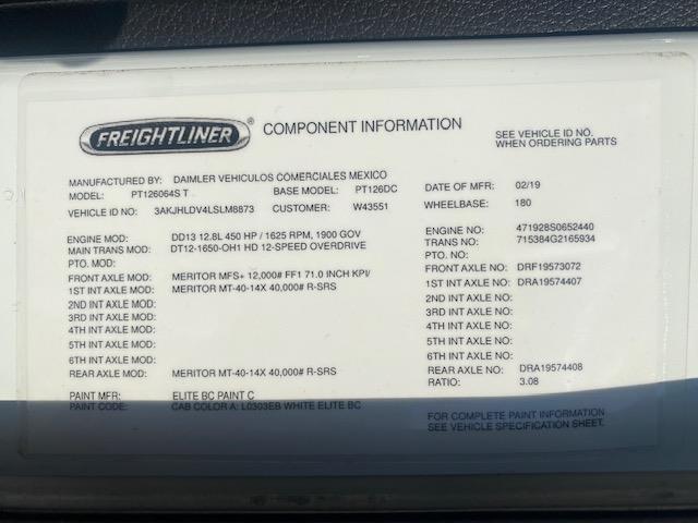 2020 Freightliner Cascadia-23