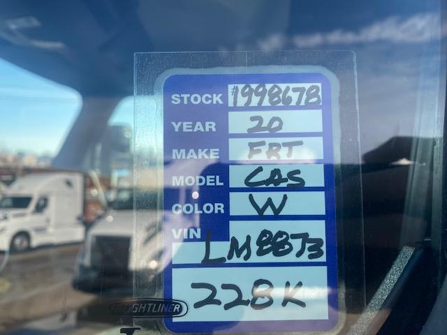 2020 Freightliner Cascadia-25