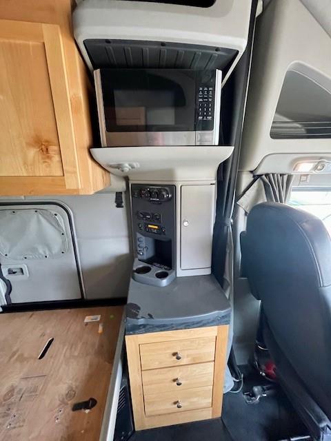 2022 Peterbilt 579-17