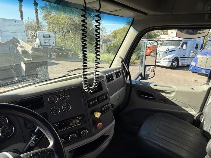 2021 Peterbilt 579-13