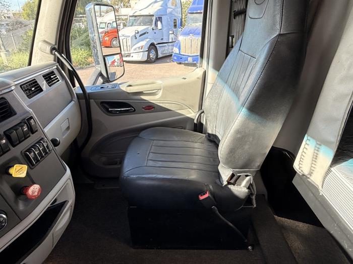 2021 Peterbilt 579-15