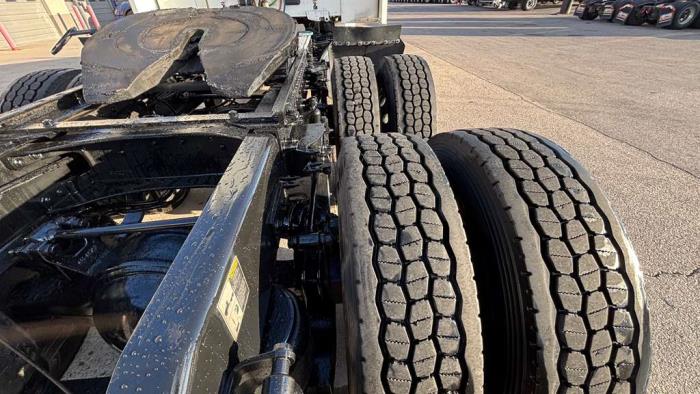 2022 Peterbilt 579-9