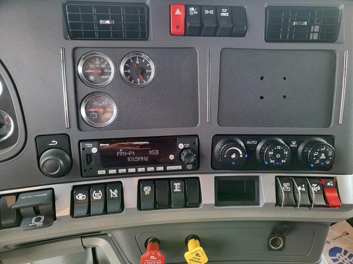 2021 Kenworth T680-16