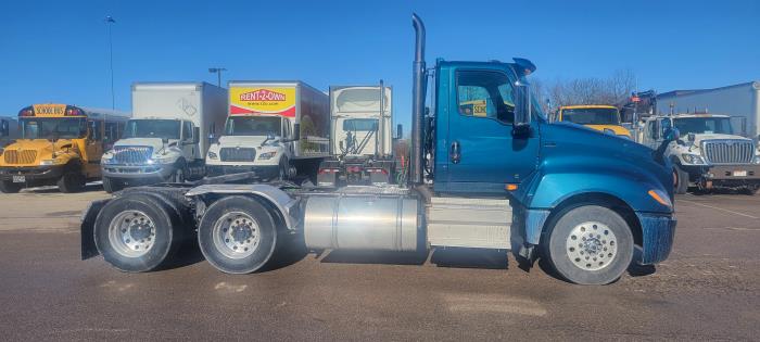 2021 International LT625-1