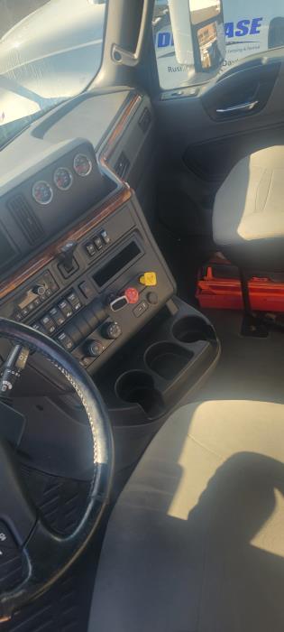 2021 International LT625-9