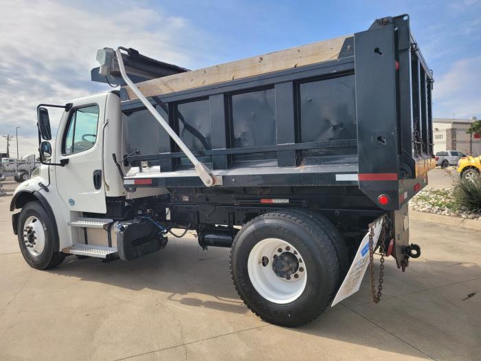 2019 Freightliner Business Class M2 106-6