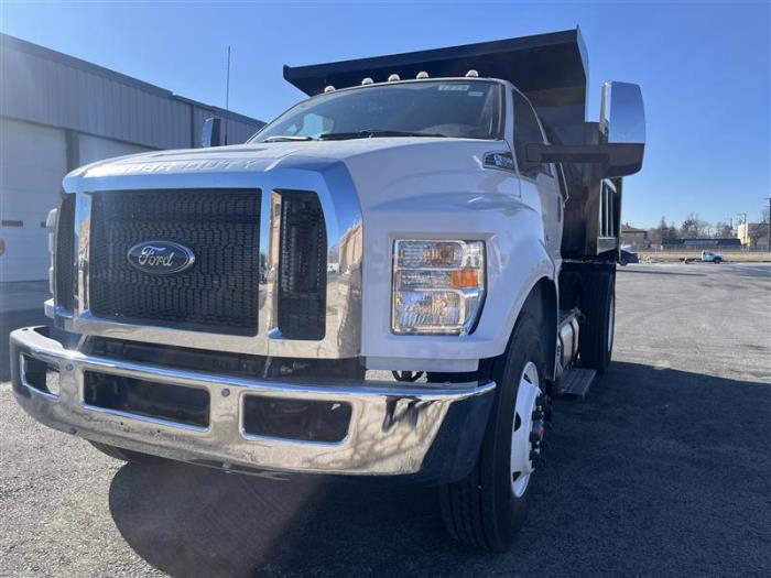 2026 Ford F-750-1