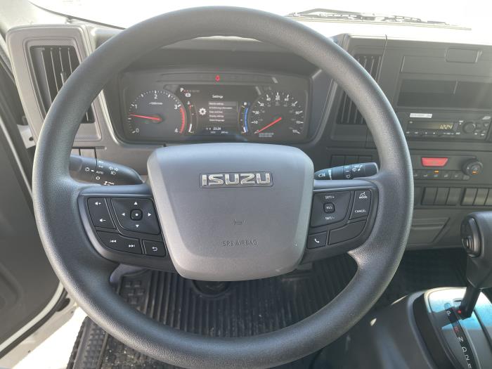 2025 Isuzu NPR-HD-11