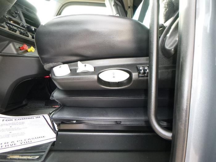 2022 Kenworth T680-11