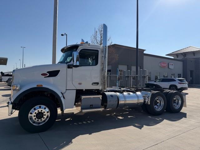 2027 Peterbilt 567-2
