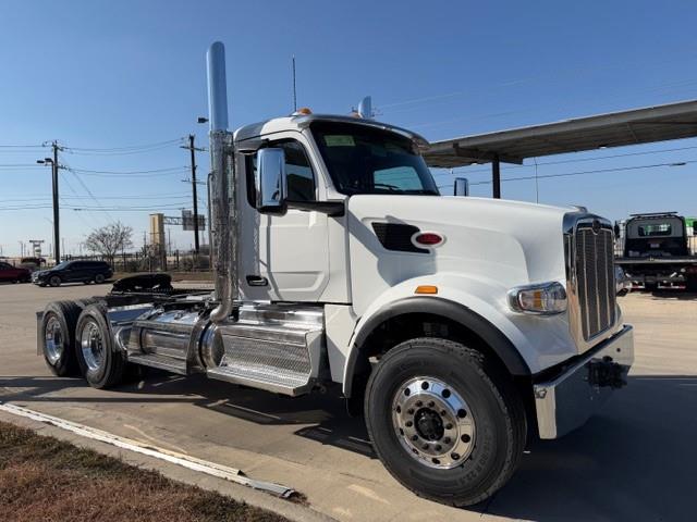 2027 Peterbilt 567-7