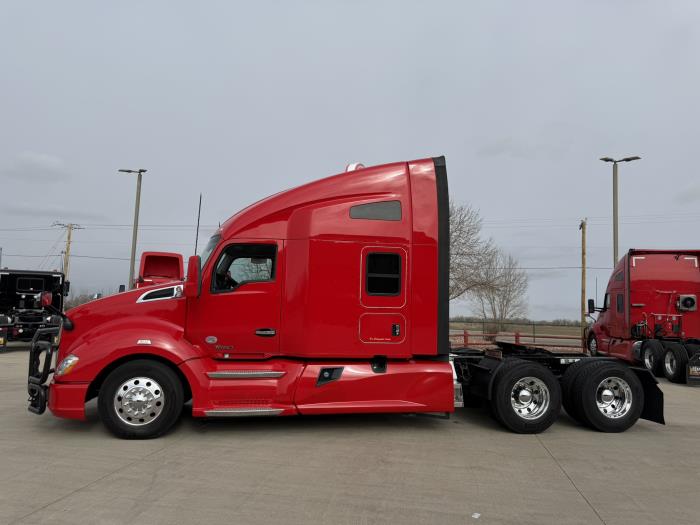 2021 Kenworth T680-2