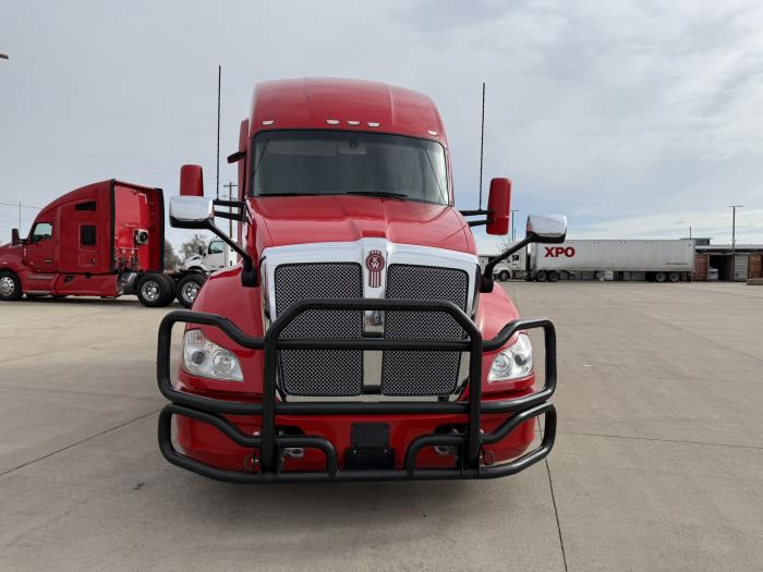 2021 Kenworth T680-5