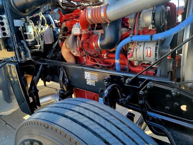 2022 Peterbilt 389-21