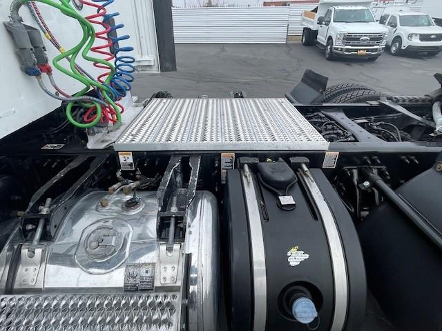 2020 Peterbilt 579-9