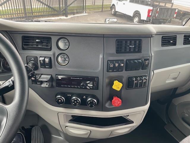 2020 Peterbilt 579-14