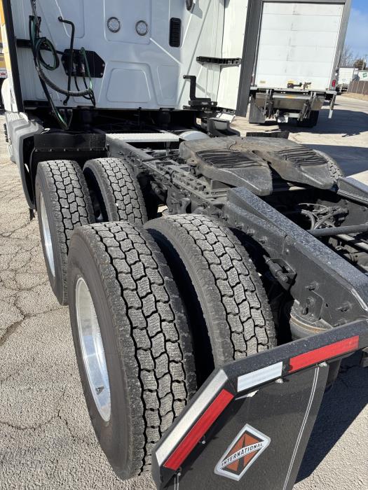 2022 International LT625-3