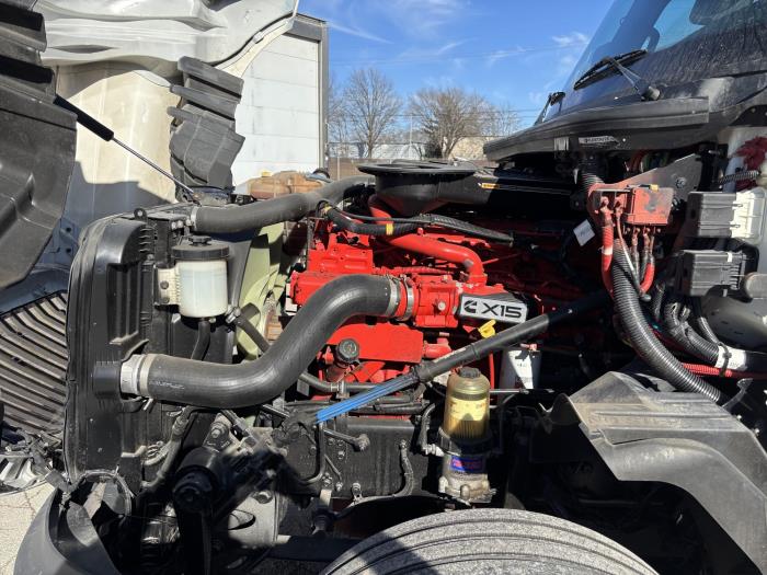 2022 International LT625-22