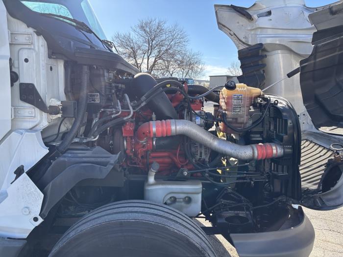 2022 International LT625-23