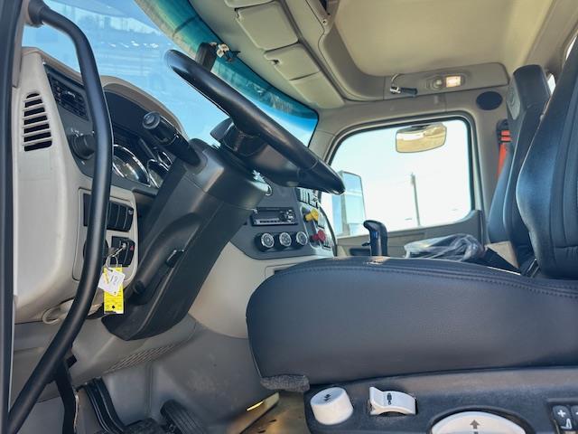 2020 Peterbilt 567-5