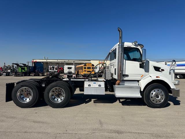 2020 Peterbilt 567-6