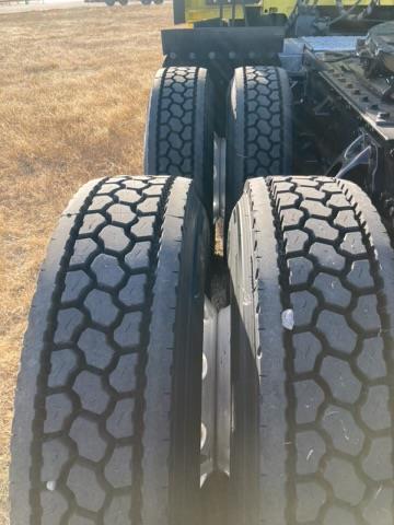 2021 Kenworth T680-12