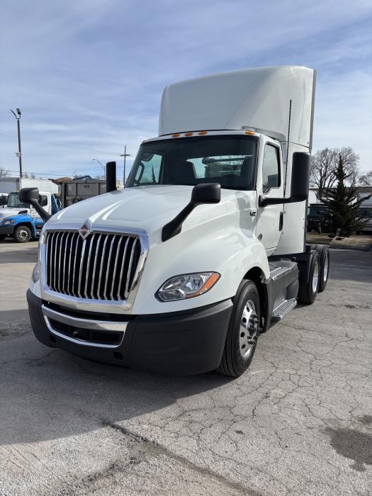 2021 International LT625-1