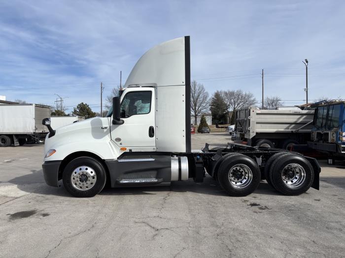 2021 International LT625-2