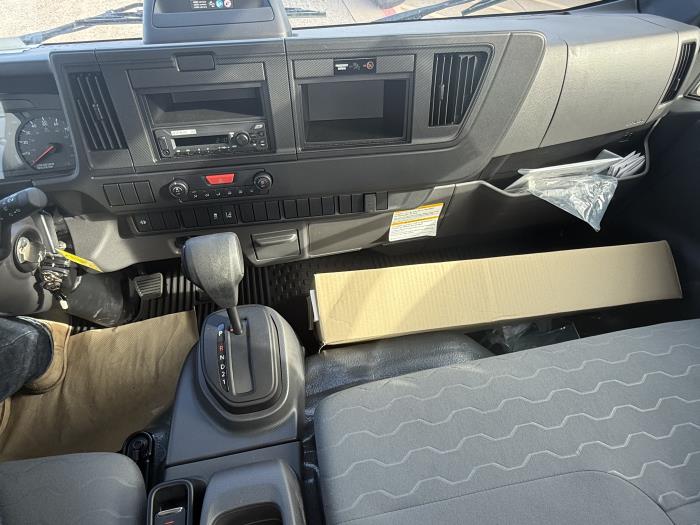 2026 Isuzu NPR-XD-10