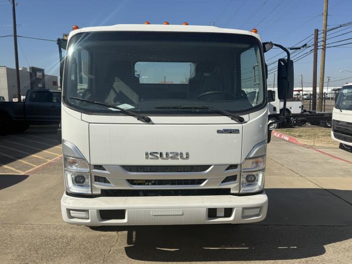 2026 Isuzu NPR-HD-8