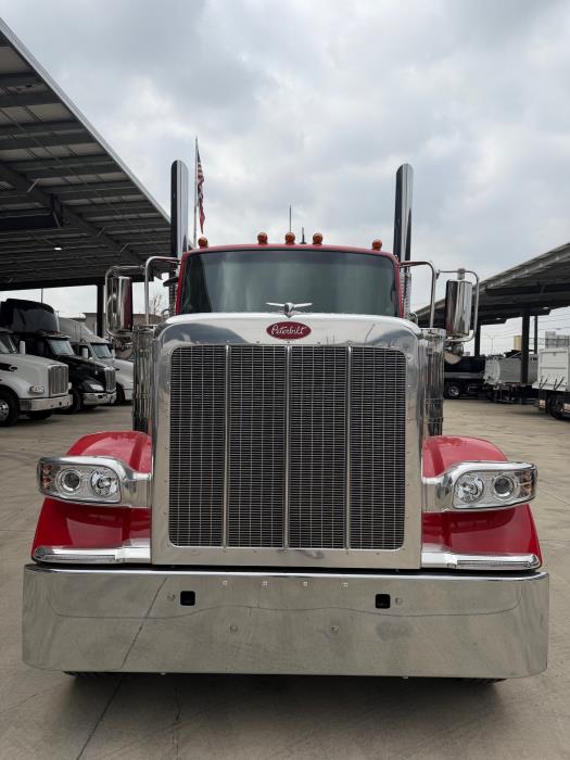 2027 Peterbilt 589-1