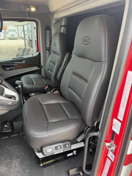 2027 Peterbilt 589-9