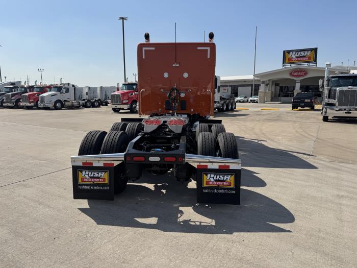 2026 Peterbilt 589-10