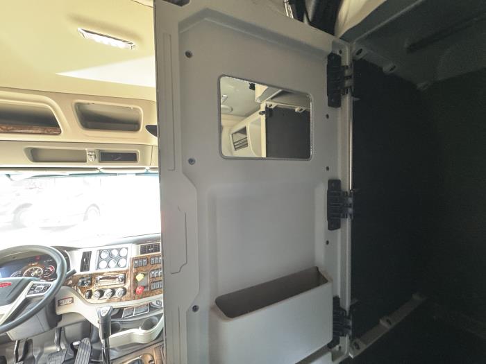 2026 Peterbilt 589-24