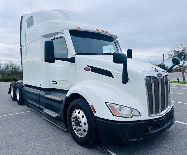 2021 Peterbilt 579-3