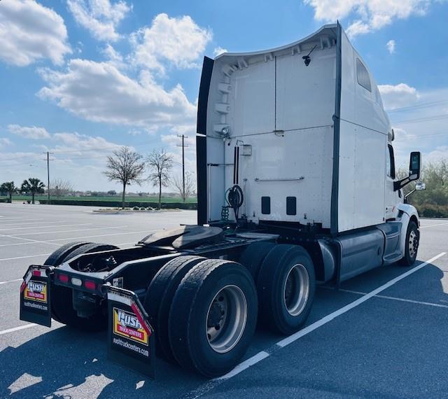 2021 Peterbilt 579-5