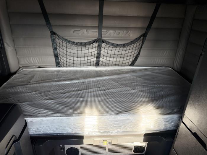 2021 Freightliner Cascadia-26