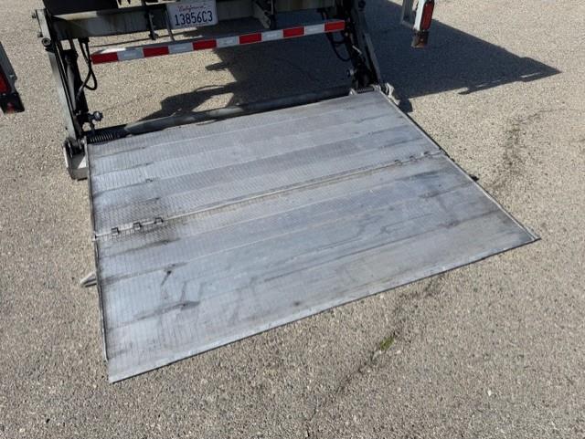 2021 Freightliner Business Class M2 106-6