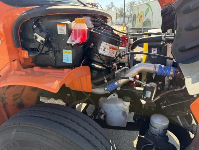 2021 Freightliner Business Class M2 106-10