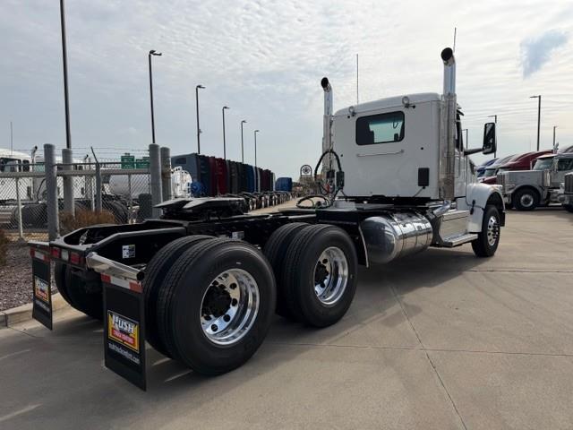 2027 Peterbilt 567-6