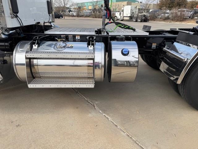 2027 Peterbilt 567-18