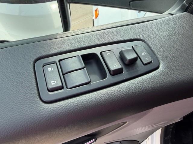 2027 Peterbilt 567-31